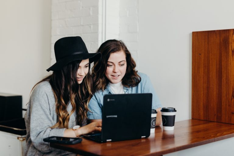 bloggerbrooke-cagle-tLG2hcpITZE-unsplash